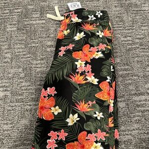 The Children's Place Black Floral shorts